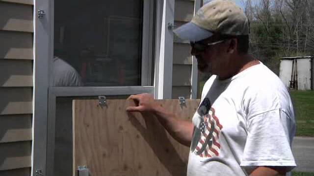 ShutterUp® Latches Installation ShutterUp® Latches Installation